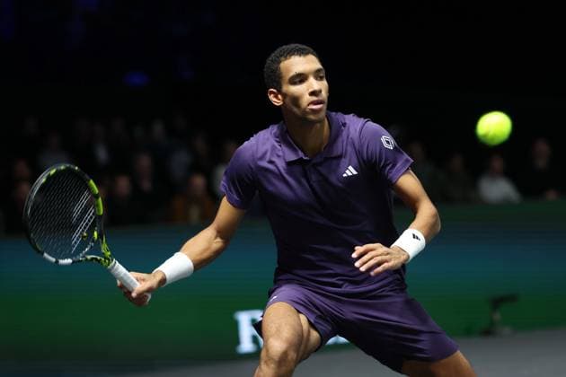 ROLEX PARIS MASTERS TENNIS 2025 Thierry Larret MAXPPP - Nanterre (92) 30 10 2025 Thierry Larret Maxppp. Tennis. Rolex Paris Masters. Paris La Defense, Nanterre (92). Du 25 octobre au 2 novembre 2025. Jeudi 30 octobre 2025. Felix AUBER-ALIASSIME (CAN) vs Daniel ALTMAIER (GER) Nanterre (92) PARIS LA DEFENSE ARENA ILE DE FRANCE FRANCE  Copyright: xMAXPPPxThierryxLarretx TLR202510304131 TLR202510304131