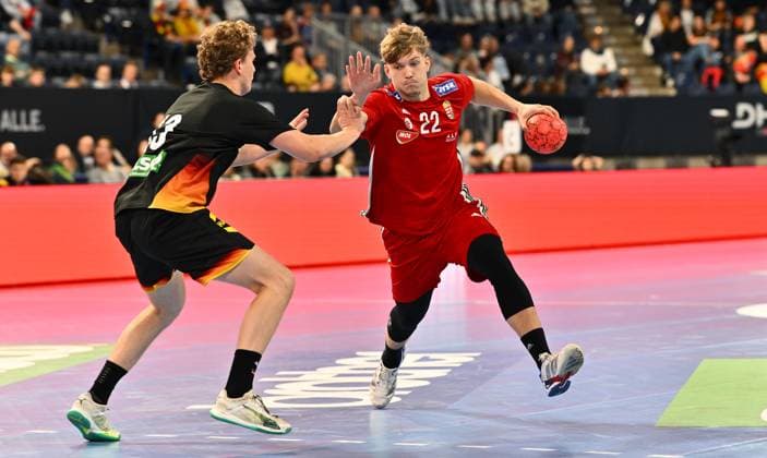 30.10.2025 - Handball - Länderspiel : U20 U21, U 21 Deutschland gg Ungarn - - xwoxzix - William Reichardt (13, Deutschland ) Adam Jozsa (22, Ungarn )