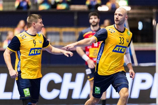 251030 Jerry Tollbring and Lukas Sandell of Sweden celebrate during the International Friendly, Länderspiel, Nationalmannschaft handball match between Sweden and Spain on October 30, 2025 in Linköping. Photo: Magnus Andersson BILDBYRAN COP 308 MN0202 handball handboll handball international friendly sverige sweden spain bbeng bbauto jubel Copyright: MAGNUSxANDERSSON BB251030MN026