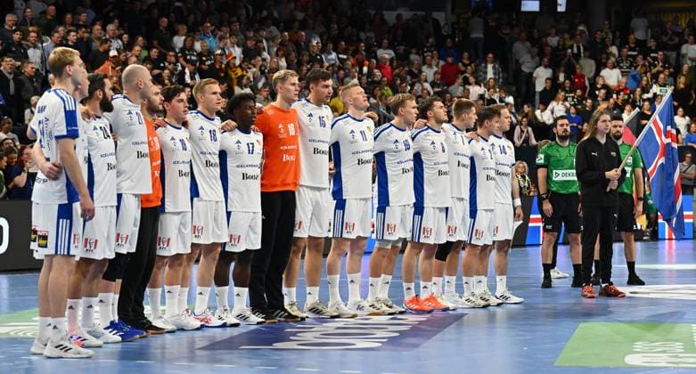 30.10.2025 - Handball - Länderspiel : Deutschland gg Island - - xwoxzix - Mannschaft Team Island vor Spielbeginn