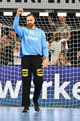 30.10.2025 - Handball - Länderspiel : Deutschland gg Island - - xwoxzix - Andreas Wolff (33, Deutschland ) ballt Faust Fäuste