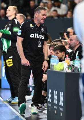 30.10.2025 - Handball - Länderspiel : Deutschland gg Island - - xwoxzix - Alfred Gislason ( Trainer Deutschland )