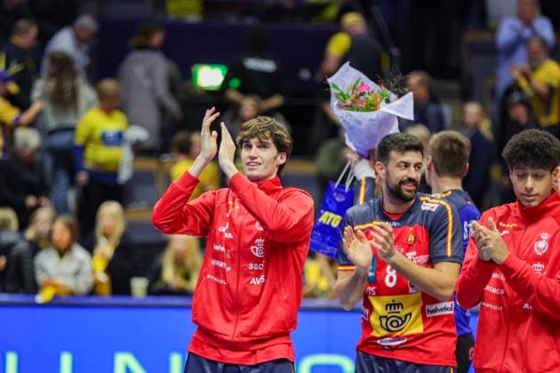 LINKÖPING, SWEDEN 20251030 Spain s Pablo Urdangarin de Borbon after Thursday s international handball training match between Sweden and Spain at Saab Arena in Linköping, Sweden 30 October 2025. LINKÖPING SWEDEN x11900x Copyright: xPärxBäckström TTx HANDBALL SWEDEN-SPAIN