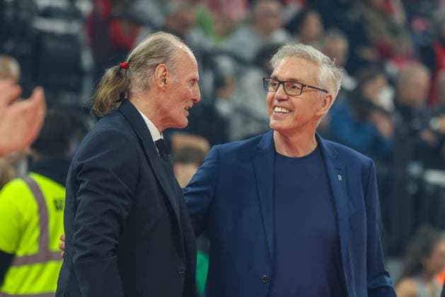 Gordon Herbert (FC Bayern Basketball, Cheftrainer) mit Dusko Ivanovic (Virtus Bologna, Cheftrainer) vor dem Spiel, GER, FC Bayern Basketball vs. Virtus Bologna, Basketball, Euroleague, 8. Spieltag, Saison 2025 2026, 30.10.2025, GER, FC Bayern Basketball vs. Virtus Bologna, Basketball, Euroleague, 8. Spieltag, Saison 2025 2026, 30.10.2025 Muenchen Copyright: xEibner-Pressefoto JennixMaulx EP_JML