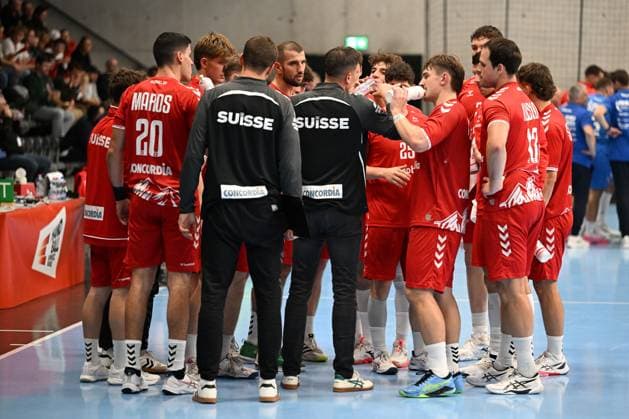 MURI BEI BERN, SWITZERLAND - OCTOBER 30: Team Switzerland during the Handball International Friendly, Länderspiel, Nationalmannschaft Switzerland - Croatia on October 30, 2025 in Muri bei Bern, Switzerland. Muri bei Bern Die Mobiliar Arena Bern Switzerland Copyright: xJustPictures.ch ManuelxWinterbergerx jp-en-EuSpIm-MWI_4705