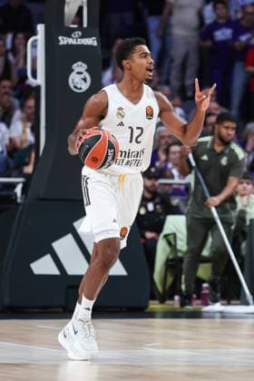 October 21, 2025, Madrid, Madrid, SPAIN: Theo Maledon of Real Madrid in action during the Turkish Airlines EuroLeague Regular Season Round 8 match between Real Madrid and Fenerbahce Beko Istanbul at Movistar Arena on October 30, 2025 in Madrid, Spain. Madrid SPAIN - ZUMAa181 20251021_zaa_a181_453 Copyright: xIrinaxR.xHipolitox