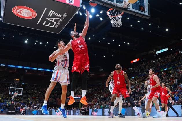 Giampaolo Ricci (EA7 Emporio Armani Olimpia Milano) during EA7 Emporio Armani Milano vs Paris Basketball, Basketball Euroleague match in Assago (MI), Italy, October 30 2025  Copyright: xSavinoxPaolella IPAxSportx xipa-agency.netx xx IPA_67286883 IPA_Agency_IPA67286883