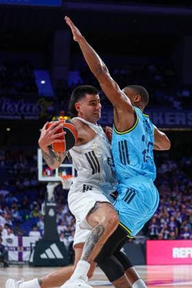 30th October 2025; Movistar Arena; Madrid, Spain; Turkish Airlines Euroleague Basketball; Spain, Real Madrid vs Fenerbahce Beko Istanbul; Gabriel Deck (Real Madrid) Euroleague Basketball Real Madrid vs Fenerbahce 900 Cordon Press  900 CordonxPress LOF - Euroleague Basketball Real Madrid vs Fenerbahce