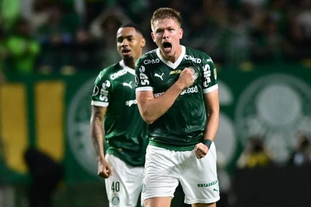 ALLIANZ PARQUE Sao Paulo (SP), 10 30 2025 - COPA LIBERTADORES DE AMERICA PALMEIRAS X LDU (EQU) - Goal by Palmeiras player Bruno Fuchs, during the match between PALMEIRAS X LDU (EQU), valid for the second leg of the Copa Libertadores de America semi-final, held at Allianz Parque, on the evening of Thursday, October 30 (Photo: Eduardo Carmim Photo Premium SPP) 30930 (Eduardo Carmim, Eduardo Carmim SPP) Copyright: xEduardoxCarmim,xEduardoxCarmimx xSPPx spp-en-EdCaEdCa-libertadores_palmeiras_ldu_equ_319782