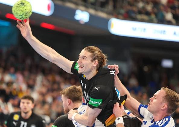 Handball - Länderspiel - Deutschland (GER) - Island (ISL) - 30.10.25, Juri Knorr (GER), -