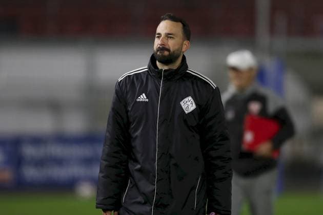 31.10.2025, xjcx, Herren, Fussball, Saison 2025 2026, Regionalliga Bayern, 16. Spieltag: SV Viktoria Aschaffenburg - TSV Buchbach Dusan Drakulic (Co-Trainer, SV Viktoria Aschaffenburg) Aschaffenburg Stadion am Schoenbusch Bayern Deutschland