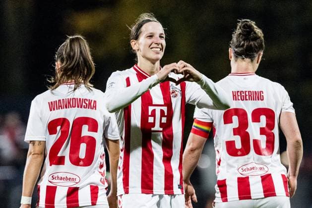Jubel zum 3:0 durch Sara Agrez (1. FC Köln, 4), Tor, Torjubel Google Pixel Frauen-Bundesliga, 1. FC Köln - 1. FC Nürnberg, Köln, Franz-Kremer-Stadion am 31.10.2025 DFB REGULATIONS PROHIBIT ANY USE OF PHOTOGRAPHS AS IMAGE SEQUENCES AND OR QUASI-VIDEO. NRW Deutschland Copyright: xBEAUTIFULxSPORTS Wunderlx