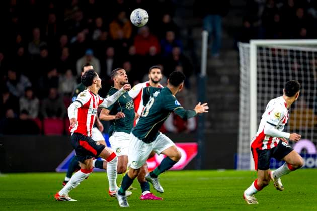 Fortuna Sittard midfielder Mohamed Ihattaren during the match PSV Eindhoven vs Fortuna Sittard at the Philips stadium for the Dutch Vriendenloterij Eredivisie season 2025-2026 in EINDHOVEN, Netherlands on 31 oktober 2025, (photo by Marcel van Dorst EYE4images DeFodi Images) Fortuna Sittard midfielder Mohamed Ihattaren during the match PSV Eindhoven vs Fortuna Sittard at the Philips stadium for the Dutch Vriendenloterij Eredivisie season 2025 2026 in EINDHOVEN, Netherlands on 31 oktober 2025, photo by Marcel van Dorst EYE4images DeFodi Images