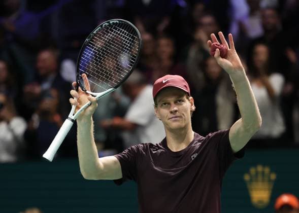 ROLEX PARIS MASTERS TENNIS 2025 Thierry Larret MAXPPP - Nanterre (92) 31 10 2025 Thierry Larret Maxppp. Tennis. Rolex Paris Masters. Paris La Defense, Nanterre (92). Du 25 octobre au 2 novembre 2025. Vendredi 31octobre 2025. Quart de Finale : Ben SHELTON (USA) vs Jannik SINNER (ITA) Nanterre (92) PARIS LA DEFENSE ARENA ILE DE FRANCE FRANCE  Copyright: xMAXPPPxThierryxLarretx TLR202510317255 TLR202510317255