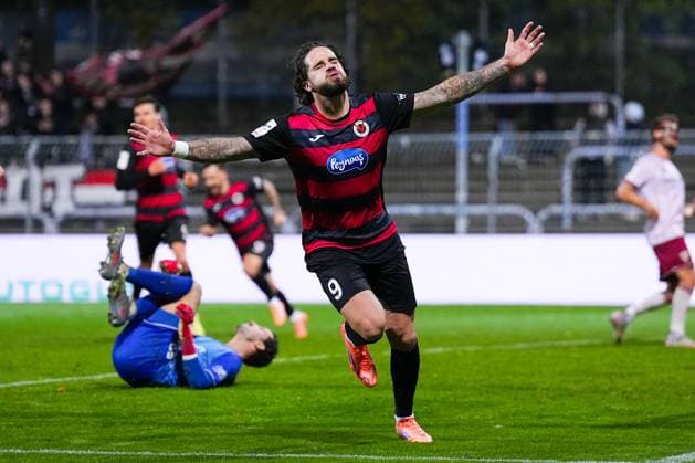 31.10.2025, xydrx, Fußball, 3.Liga, FC Viktoria Köln - FC Ingolstadt 04, Saison 2025 2026, Sportpark Höhenberg: Torjubel nach dem Tor zum 2:1 für den FC Viktoria Köln durch Torschütze Lex-Tyger Lobinger (FC Viktoria Köln 9) DFB regulations prohibit any use of photographs as image sequences and or quasi-video. Nordrhein-Westfahlen Deutschland