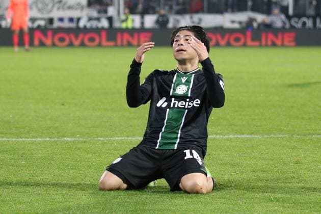31.10.2025, xmohx, Fussball 2.Bundesliga, SV Elversberg - Hannover 96 v.l. Daisuke Yokota (Hannover 96) Enttäuscht, traurig, frustriert (DFL DFB REGULATIONS PROHIBIT ANY USE OF PHOTOGRAPHS as IMAGE SEQUENCES and or QUASI-VIDEO) Elversberg