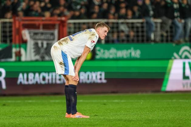 31.10.2025, 2. Bundesliga, 11. Spieltag, Preußen Münster - Holstein Kiel, Alexander Bernhardsson (Holstein Kiel) Münster Preußen Stadion NRW Deutschland xRHR-FOTO DEx Copyright: RHR-FOTOx RHR-FOTO DE