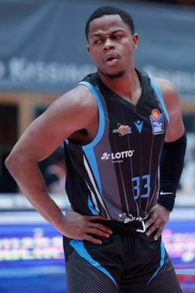 Im Bild: Enttaeuschung bei Eric Washington (Science City Jena, 33) 31.10.2025, Basketball, Fitness First Wuerzburg Baskets vs. Science City Jena, easyCredit BBL, 6. Spieltag, Deutschland, Wuerzburg, tectake-Arena, Copyright: HMBxMedia xJulienxBecker