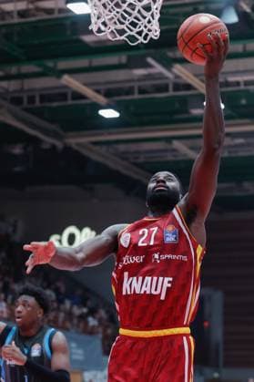 Im Bild: Eddy Edigin (Wuerzburg Baskets, 27) 31.10.2025, Basketball, Fitness First Wuerzburg Baskets vs. Science City Jena, easyCredit BBL, 6. Spieltag, Deutschland, Wuerzburg, tectake-Arena, Copyright: HMBxMedia xJulienxBecker