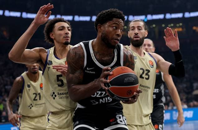 Partizan v Barcelona, Euroleague, season 2025 2026, round 8 Belgrade, Serbia. 31th Oct, 2025. Partizan s Tyrique Jones during Euroleague basketball match between Partizan and Barcelona on October 31. 2025. in Belgrade, Serbia. Belgrade Serbia Copyright: xPedjaxMilosavljevic STARSPORTx