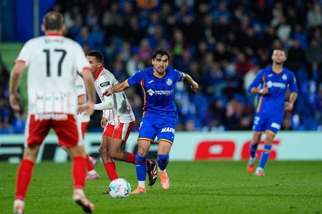 October 31, 2025, Getafe, Madrid, Spain: Mauro Arambarri of Getafe CF in action during the Spanish League, LaLiga EA Sports, football match played between Getafe CF and Girona FC at Coliseum de Getafe stadium on October 31, 2025, in Getafe, Spain. Getafe Spain - ZUMAa181 20251031_zaa_a181_137 Copyright: xDennisxAgyemanx