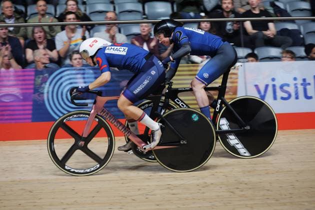 2025 London 3 Day Picture by Alex Whitehead SWpix.com - 31 10 2025 - Track cycling, Rad, Radsport, Bahnrad, Bahn - 2025 London 3 Day - Lee Valley VeloPark, London, England - Madison Kilo Women™s - Katie Archibald & Sophie Lewis of Great Britain London Cycling England Copyright: x xSWpix.comx(t axPhotographyxHubxLtd)xAlexxWhitehead SWpix.comx SWP-3152-0059