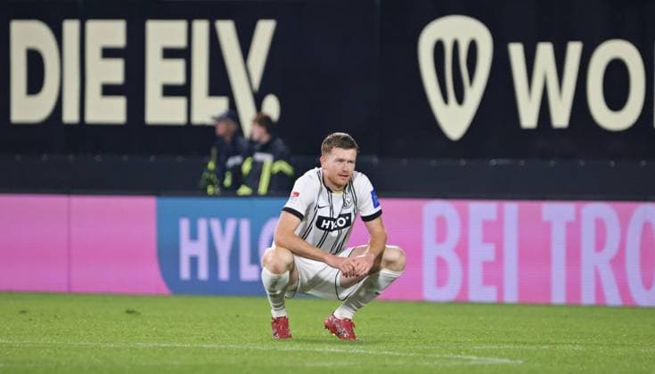 31.10.2025, Fussball, Herren, 2. Bundesliga, Saison 2025 2026, SV 07 Elversberg - Hannover 96, Florian Le Joncour (SV 07 Elversberg) ist nach dem Spiel enttäuscht Elversberg Ursapharm-Arena an der Kaiserlinde Saarland Deutschland (DE) Copyright: xSebastianxBachx