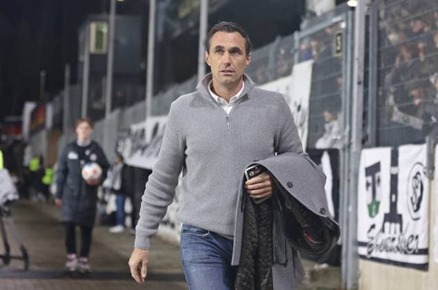 31.10.2025, Fussball, Herren, 2. Bundesliga, Saison 2025 2026, SV 07 Elversberg - Hannover 96, Geschäftsführer Marcus Mann (Hannover 96) Elversberg Ursapharm-Arena an der Kaiserlinde Saarland Deutschland (DE) Copyright: xSebastianxBachx