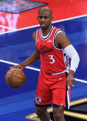 October 31, 2025, Inglewood, California, USA: Chris Paul 3 of the Los Angeles Clippers during the 2025-2026 Emirates Cup game against the New Orleans Pelicans on Friday October 31, 2025 at Intuit Dome in Inglewood, California. Clippers defeat Pelicans, 126-124. ARIANA RUIZ PI Inglewood USA - ZUMAp124 20251031_zaa_p124_032 Copyright: xArianaxRuizx