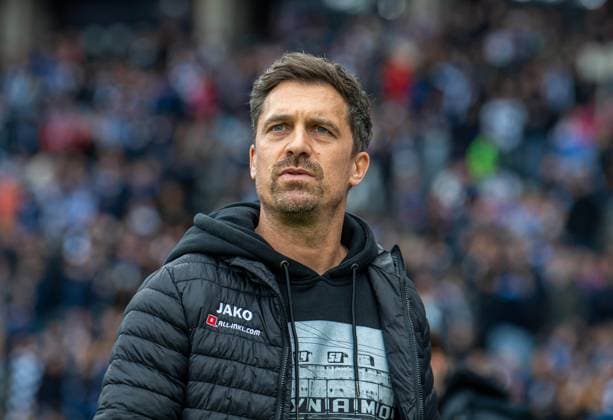 Fussball, Herren, Saison 2025 2026, 2. Bundesliga (11. Spieltag), Hertha BSC - Dynamo Dresden, Trainer Thomas Stamm (Dresden), 01.11. 2025,