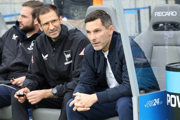 DEU, DFL, 2. FBL, Hertha BSC vs. Dynamo Dresden, 01.11.2025, Berliner Olympiastadion, Berlin, DEU, DFL, 2. FBL, Hertha BSC vs. Dynamo Dresden, im Bild Cheftrainer Stefan Leitl (Hertha BSC Berlin), Co-Trainer Andre Mijatovic (Hertha BSC Berlin) DFL - regulations prohibit any use of Photographs as image sequences and or quasi-video
