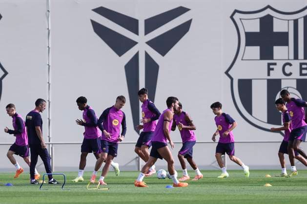 November 1, 2025, Sant Joan Despi, Barcelona, SPAIN: Dani Olmo and Ferran Torres during the training day of FC Barcelona, Barca ahead the Spanish League, La Liga EA Sports, football match against Elche CF at Ciudad Esportiva Joan Gamper on November 01, 2025 in Sant Joan Despi, Barcelona, Spain. Sant Joan Despi SPAIN - ZUMAa181 20251101_zaa_a181_005 Copyright: xJavierxBorregox