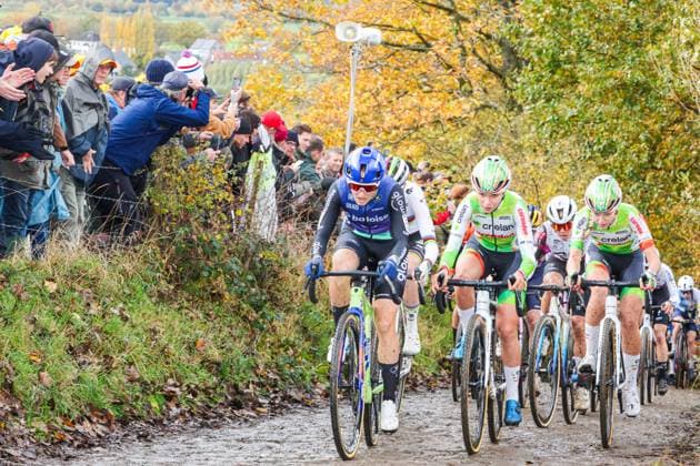 X²O Badkamers Trofee Koppenbergcross OUDENAARDE, BELGIUM - NOVEMBER 01 : Brand Lucinda (NED) of Baloise Glowi Lions, Van Der Heijden Inge (NED) of Crelan - Corendon, Casasola Sara (ITA) of Crelan - Corendon in action during the X²O Badkamers Trofee Koppenbergcross pictured on November 01, 2025 in Oudenaarde, Belgium, 01 11 2025 Oudenaarde Belgium  Copyright: xGbax