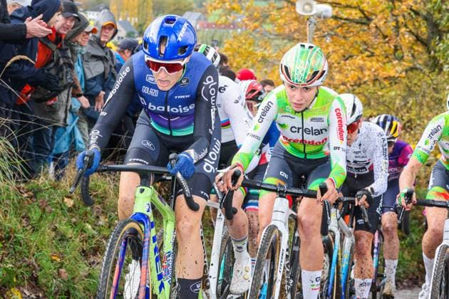 X²O Badkamers Trofee Koppenbergcross OUDENAARDE, BELGIUM - NOVEMBER 01 : Casasola Sara (ITA) of Crelan - Corendon, Brand Lucinda (NED) of Baloise Glowi Lions in action during the X²O Badkamers Trofee Koppenbergcross pictured on November 01, 2025 in Oudenaarde, Belgium, 01 11 2025 Oudenaarde Belgium  Copyright: xGbax