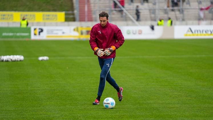 Fußball, Herren, Saison 2025 2026, Regionalliga Nordost, 14. Spieltag, FSV Zwickau vs. FSV 63 Luckenwalde, Samstag 01.11.2025, GGZ-Arena Zwickau, Im Bild: Kevin Tittel (Luckenwalde) Sachsen Deutschland