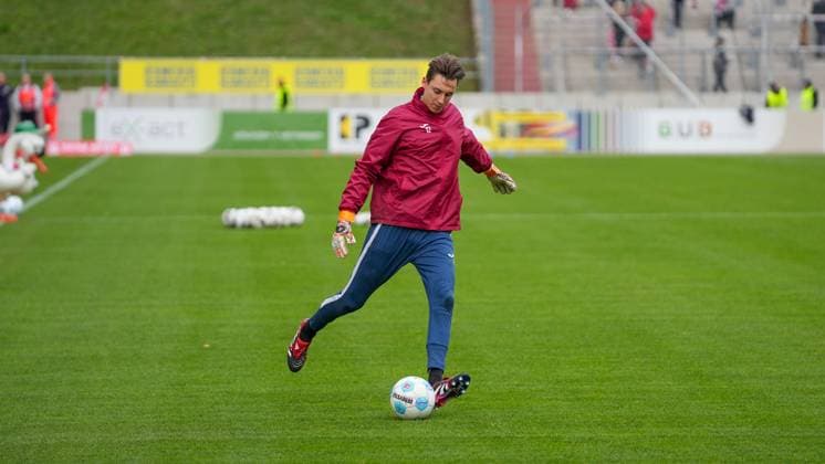 Fußball, Herren, Saison 2025 2026, Regionalliga Nordost, 14. Spieltag, FSV Zwickau vs. FSV 63 Luckenwalde, Samstag 01.11.2025, GGZ-Arena Zwickau, Im Bild: Kevin Tittel (Luckenwalde) Sachsen Deutschland