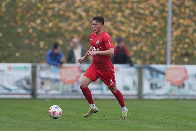 01.11.2025, xjcx, Herren, Fussball, Saison 2025 2026, Regionalliga Bayern, 16. Spieltag: TSV Aubstadt - TSV Schwaben Augsburg Lukas Mrozek ( 2, TSV Aubstadt) Sulzfeld Schulstadion Aubstadt (NGN Arena) Bayern Deutschland