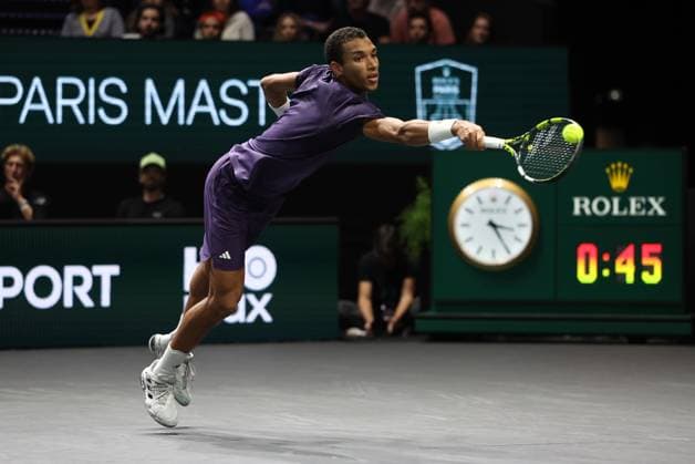 ROLEX PARIS MASTERS TENNIS 2025 Thierry Larret MAXPPP - Nanterre (92) 01 11 2025 Thierry Larret Maxppp. Tennis. Rolex Paris Masters. Paris La Defense, Nanterre (92). Du 25 octobre au 2 novembre 2025. Samedi 1er novembre 2025. Demi-Finale : Alexander BUBLIK (KAZ) vs Felix AUGER-ALIASSIME (CAN). Nanterre (92) PARIS LA DEFENSE ARENA ILE DE FRANCE FRANCE  Copyright: xMAXPPPxThierryxLarretx TLR202511018870 TLR202511018870