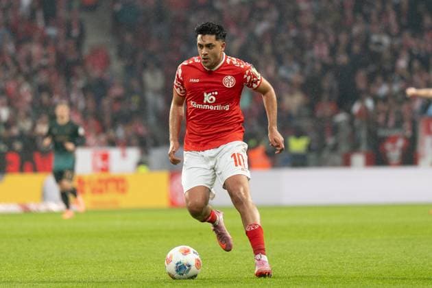 01.11.2025, xhfmx, Fussball 1.Bundesliga, FSV Mainz 05 - Werder Bremen Nadiem Amiri (1.FSV Mainz 05) (DFL DFB REGULATIONS PROHIBIT ANY USE OF PHOTOGRAPHS as IMAGE SEQUENCES and or QUASI-VIDEO) Mainz