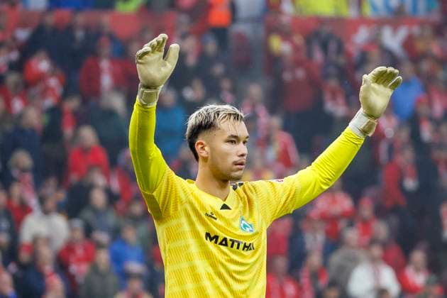 Mio Backhaus (SV Werder Bremen, 30) , Deutschland, Fussball, 1. Bundesliga, 9.Spieltag, 2025 2026, 1.FSV Mainz vs. Werder Bremen, 01.11.2025, Mewa Arena, Mainz, Deutschland Mainz Mewa Arena Rheinland-Pfalz Deutschland Copyright: xGrantxHubbsx