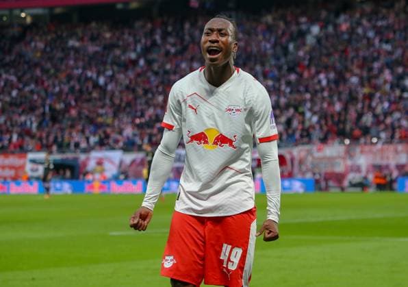 Deutschland: Fussball Bundesliga 2025 26, 9. Spieltag - RB Leipzig vs VfB Stuttgart - Red Bull Arena -Stadion (Leipzig): Torjubel Yan Diomande (RB Leipzig, 49) Leipzig Copyright: xAymanxAlahmedx