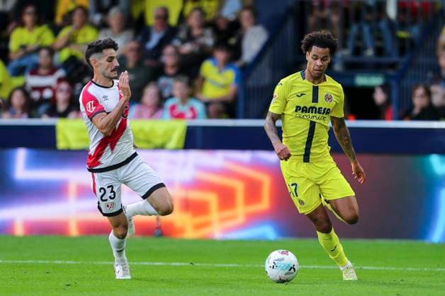 November 1, 2025, Villarreal, Castellon, SPAIN: Tajon Buchanan of Villarreal CF in action during the Spanish league, LaLiga EA Sports, football match played between Villarreal CF and Rayo Vallecano at La Ceramica stadium on November 1, 2025, in Villarreal, Spain. Villarreal SPAIN - ZUMAa181 20251101_zaa_a181_107 Copyright: xIvanxTerronx
