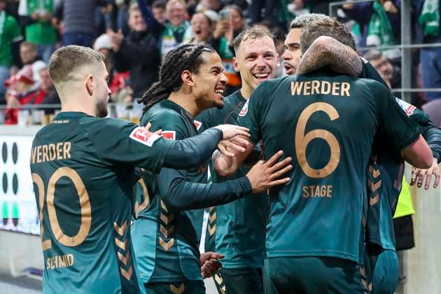 Torjubel SV Werder Bremen beim 1:1 durch Jens Stage (SV Werder Bremen, 06) , Deutschland, Fussball, 1. Bundesliga, 9.Spieltag, 2025 2026, 1.FSV Mainz vs. Werder Bremen, 01.11.2025, Mewa Arena, Mainz, Deutschland Mainz Mewa Arena Rheinland-Pfalz Deutschland Copyright: xGrantxHubbsx