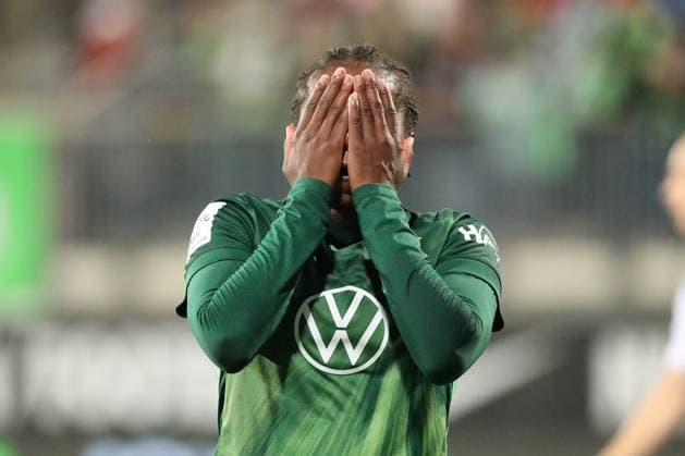 VfL - Hoffenheim, BL Frauen Wolfsburg, 01.11.2025, FUßBALL - VfL Wolfsburg vs. TSG 1899 Hoffenheim, Google Pixel Frauen-Bundesliga, Saison 2025 26. Lineth Beerensteyn (VfL Wolfsburg) Wolfsburg