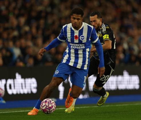 Football - 2025 2026 Premier League - Brighton & Hove Albion vs Leeds United - The Amex - Saturday 1st November 2025 Georginio Rutter of Brighton in action during the Premier League match at the Amex Stadium COLORSPORT Shaun Boggust 