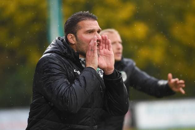 Fußball I Herren I Saison 2025-2026 I Regionalliga Nord I 17. Spieltag I SC Weiche Flensburg 08 - VfB Lübeck I 01.11.2025 Guerino Capretti (Trainer, VfB Lübeck) Copyright: xLobeca JanxKirschnerx