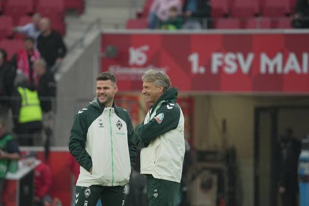 GER, 1.FBL, 1.FSV Mainz 05 vs Werder Brmen 01.11.2025, MEWA Arena, Mainz, GER, 1.FBL, 1.FSV Mainz 05 vs Werder Bremen , im Bild Horst Steffen (SV Werder Bremen Trainer); Raphael Duarte (Co Trainer Werder Bremen); *** GER, 1 FBL, 1 FSV Mainz 05 vs Werder Brmen 01 11 2025, MEWA Arena, Mainz, GER, 1 FBL, 1 FSV Mainz 05 vs Werder Bremen , in picture Horst Steffen SV Werder Bremen Coach Raphael Duarte Co Coach Werder Bremen nordphotoxGmbHx xBratic nph00250