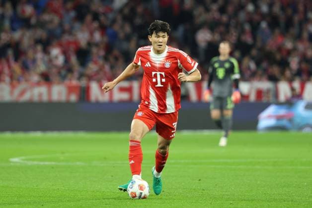Min-jae Kim 3 (FC Bayern Muenchen), FC Bayern Muenchen vs. Bayer 04 Leverkusen, Fussball, 1. Bundesliga, 9. Spieltag, 01.11.2025 DFB regulations prohibit any use of photographs as image sequences and or quasi-video Muenchen Bayern Deutschland