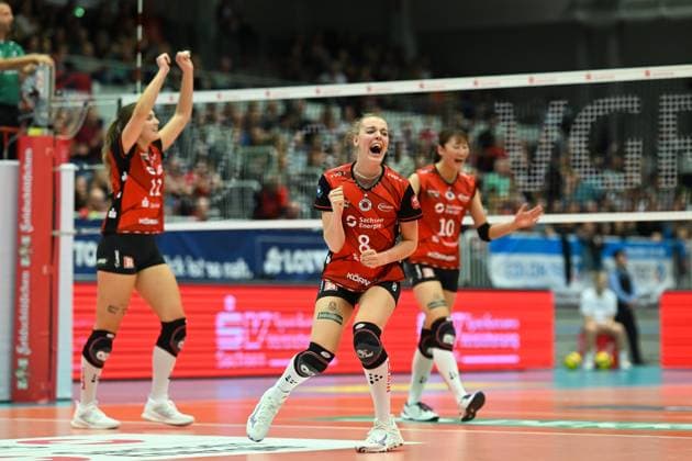 Jette Kuipers (Dresdner SC, 8) Dresdner SC vs. SSC Palmberg Schwerin, 1. Volleyball Bundesliga Damen, Spielzeit 2025 2026, 01.11.2025 Dresdner SC vs. SSC Palmberg Schwerin, 1. Volleyball Bundesliga Damen, Spielzeit 2025 2026, 01.11.2025 Dresden Copyright: xEibner-Pressefoto xHoepnerx EP_PHR