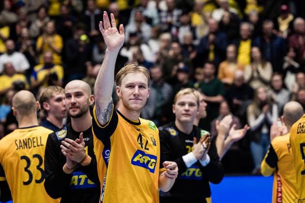 251101 Eric Johansson of Sweden celebrates after the International Friendly, Länderspiel, Nationalmannschaft handball match between Sweden and Spain on November 1, 2025 in Eskilstuna. Photo: Kenta Jönsson BILDBYRAN COP 210 KJ0282 handball handboll handball landslag sverige sweden spain national teams bbeng jubel Copyright: KENTAxJÖNSSON BB251101KJ069